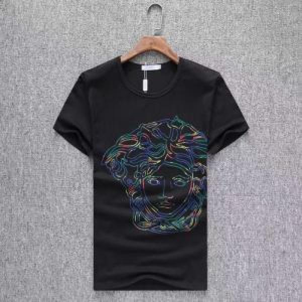 最近のトレンドアイテム VERSACE ヴェルサーチ 半袖Tシャツ 3色可選 《2025年》今、注目のストリート