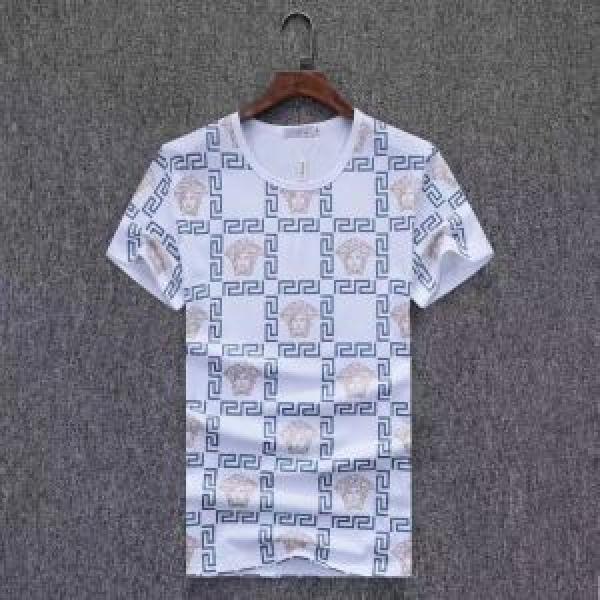 VERSACE ヴェルサーチ 半袖Tシャツ 3色可選 トレンドアイテムとして継続 ゆったり感のあるアイテム