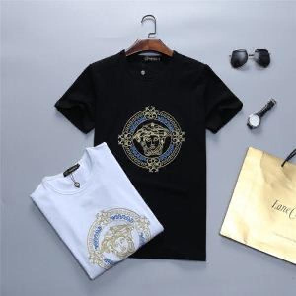 2026春夏人気トレンドアイテム 特に夏は人気アイテム VERSACE ヴェルサーチ 半袖Tシャツ 2色可選