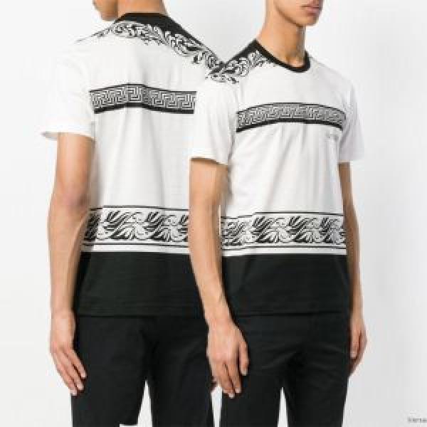季節をまたい新作アイテム 2026年の春夏に着たい 夏っぽさ新作アイテム VERSACE ヴェルサーチ 半袖Tシャツ