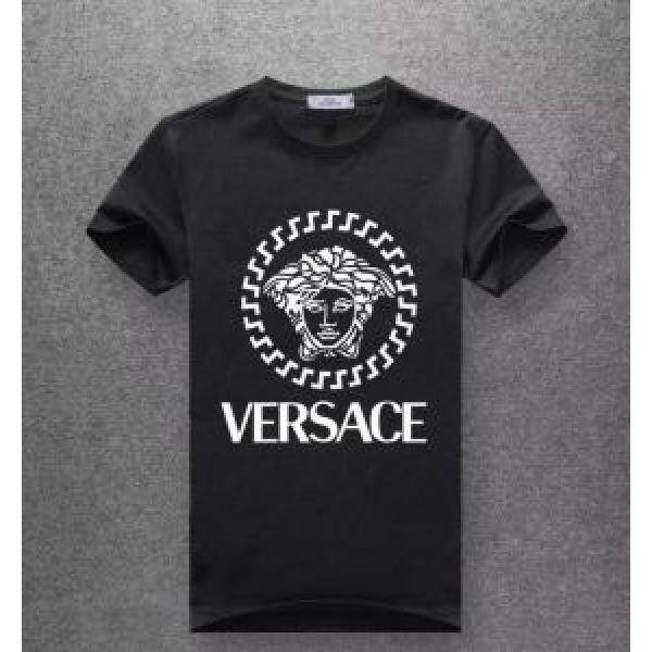 る春夏おすすめの人気商品 VERSACE ヴェルサーチ 半袖Tシャツ 多色可選 2026春夏も引き続きトレンド
