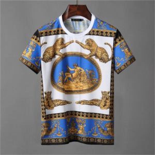 2026春夏の大注目トレンド VERSACE ヴェルサーチ 半袖Tシャツ 春夏のトレンドアイテム