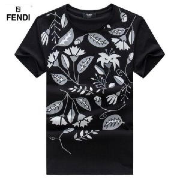 鮮度アップブランド最新 2026年春夏シーズンの人気 FENDI フェンディ 半袖Tシャツ 2色可選