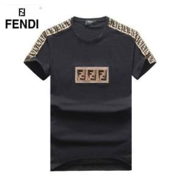 今年春夏ファション流行り 2026年春夏のトレンドアイテム FENDI フェンディ 半袖Tシャツ 4色可選
