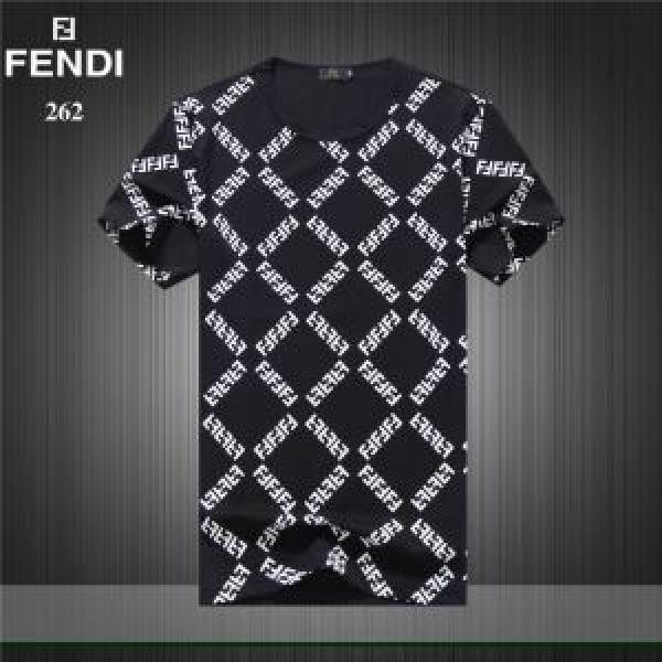 最新のトレンドブランド人気的 2026春夏トレンドアイテム FENDI フェンディ 半袖Tシャツ 3色可選