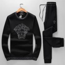 希少限定 VERSACE 最新とても可愛い 上下セット2025春夏の大注目トレンド ヴェルサーチ