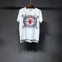 爽やかカジュアル人気 《2026年》今、注目のストリート FENDI フェンディ 半袖Tシャツ 2色可選