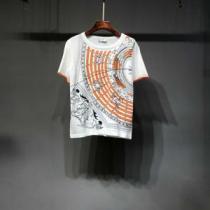 2026年春夏流行ファッション 最新のトレンドブランド人気的 HERMES エルメス 半袖Tシャツ