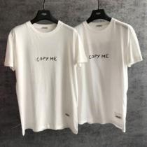 リラックススタイルが実現 2026年春夏のトレンドアイテム ミュウミュウ MIUMIU 半袖Tシャツ