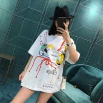PRADA プラダ 半袖Tシャツ 大人カジュアル夏ファッション2026 夏気分UP最新コレクション