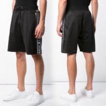 ジバンシー GIVENCHY ショートパンツ 2026春夏人気トレンドアイテム 大人らしく仕上げ