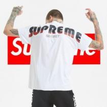 春夏の流行り2025新品 クールな印象を引き立て シュプリーム SUPREME 半袖Tシャツ 3色可選