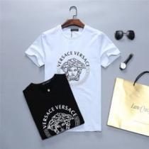 2026春夏は人気定番 夏おすすめ人気ブランドアイテム VERSACE ヴェルサーチ 半袖Tシャツ 2色可選