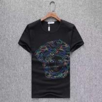 最近のトレンドアイテム VERSACE ヴェルサーチ 半袖Tシャツ 3色可選 《2025年》今、注目のストリート