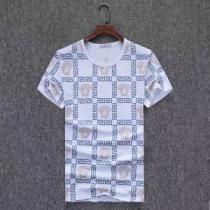 VERSACE ヴェルサーチ 半袖Tシャツ 3色可選 トレンドアイテムとして継続 ゆったり感のあるアイテム