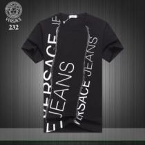 2026春夏の大注目トレンド 抜け感のあるキレイめ VERSACE ヴェルサーチ 半袖Tシャツ 3色可選