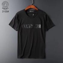 VERSACE ヴェルサーチ 半袖Tシャツ 2色可選 2026即旬な装いに 今季トレンドの限定アイテム