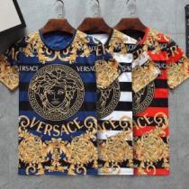 3色可選 半袖Tシャツ 2026春夏トレンドアイテム 今期のトレンド定番アイテム VERSACE ヴェルサーチ