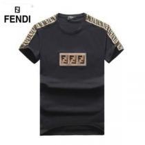 今年春夏ファション流行り 2026年春夏のトレンドアイテム FENDI フェンディ 半袖Tシャツ 4色可選