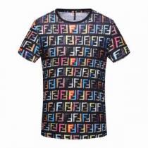 2026SSのトレンド商品 着るだけで上品なスタイル 魅力的なカラー使い  FENDI フェンディ 半袖Tシャツ