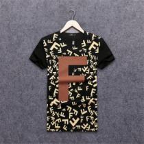 夏大人気のアイテム 2026年の春夏に着たい 大人の余裕が漂う FENDI フェンディ 半袖Tシャツ 3色可選