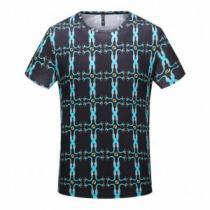 FENDI フェンディ 半袖Tシャツ 2色可選 清涼感とカジュアルスタイル 2026年春夏のトレンドアイテム