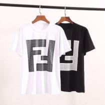 FENDI フェンディ 半袖Tシャツ 2色可選 2025即旬な装いに リラックススタイルが実現 男女兼用