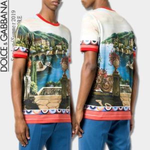 目を引く春夏トップス 【2026春夏】最新コレクション Dolce&Gabbana ドルチェ＆ガッバーナ 半袖Tシャツ