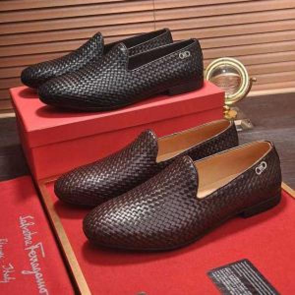【2026年】夏のファッション FERRAGAMO 夏に良く似合うちょっと新品ビジネスシューズ  2色可選サルヴァトーレフェラガモ