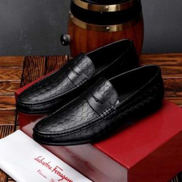 オシャレ印象で人気の高い  ビジネスシューズ サルヴァトーレフェラガモ2026SSのトレンド商品 FERRAGAMO