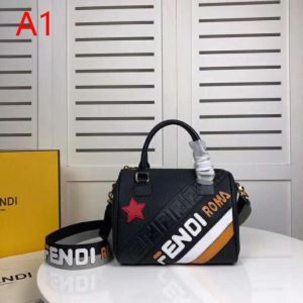 ハンドバッグ  4色可選 2026春夏トレンドアイテム今シーズン注目のデザイン  フェンディ FENDI.150.