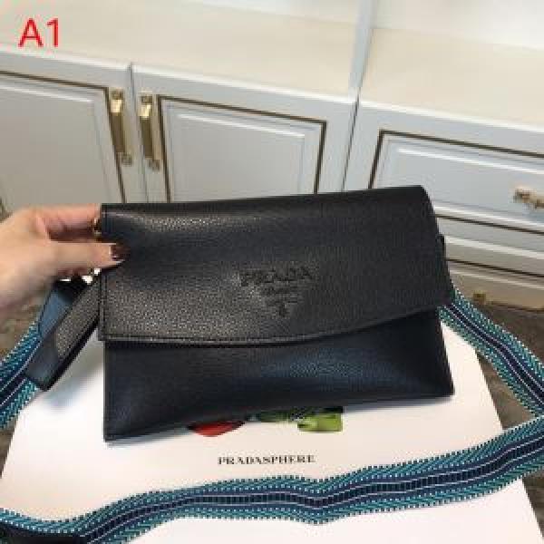今年春夏ファション流行り プラダ PRADA 斜め掛けバッグ 4色可選 2026春夏も引き続きトレンド.68.