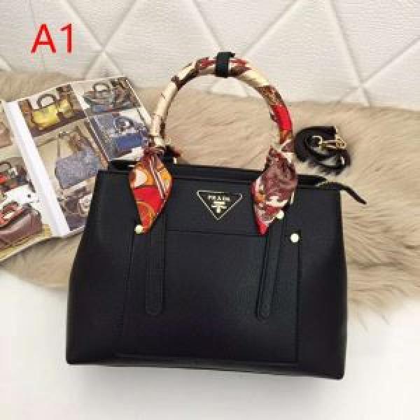 プラダ PRADA ハンドバッグ 4色可選 2026年春夏シーズンの人気 オシャレ印象で人気の高い.68.