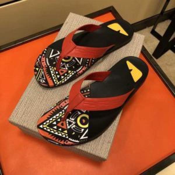 大人っぽく着こなし フェンディ2026春夏 FENDI トングサンダルカジュアルファッションを楽しもう