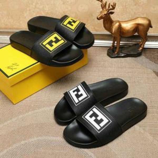 最も目立ったブランド新品 フェンディ FENDI 2色可選  トングサンダル《2026年》今、注目のストリート