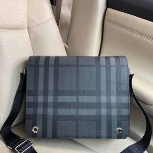 バーバリー BURBERRY ビジネスバッグ 2026春夏も引き続きトレンド 夏にぴったり上品.47.