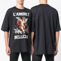 海外セレブは大人気 《2026年》今、注目のストリート Dolce&Gabbana ドルチェ＆ガッバーナ 2色可選  半袖Tシャツ