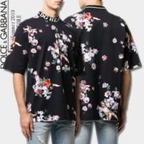 半袖Tシャツ 大人の華やかさを演出 2026年春夏のトレンドアイテム Dolce&Gabbana ドルチェ＆ガッバーナ