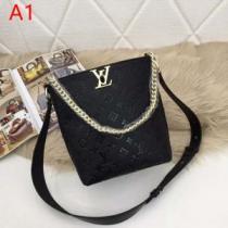 オシャレ印象で人気の高い 【2025年】夏のファッション ルイ ヴィトン LOUIS VUITTON ショルダーバッグ 3色可選.49..49..49..49..49..49..49..49..49..49..49..49.