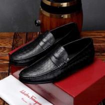 オシャレ印象で人気の高い  ビジネスシューズ サルヴァトーレフェラガモ2026SSのトレンド商品 FERRAGAMO