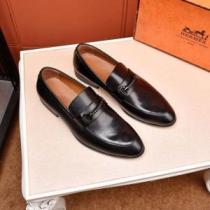 HERMES 2026限定 男性に人気  ビジネスシューズ エルメス新作限定めっちゃ綺麗色