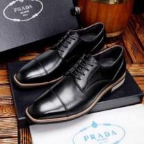 PRADA やっと見つけた国内即発 ビジネスシューズ 2色可選 プラダ 2026限定 男性に人気