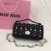 ミュウミュウ MIUMIU ハンドバッグ 4色可選 2026春夏のトレンド新商品 大人カジュアル上手に.43..43.