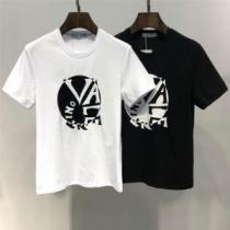 VALENTINO Tシャツ/ティーシャツ 2色可選 《2026年》今、注目のストリート オシャレアイテム ヴァレンティノ