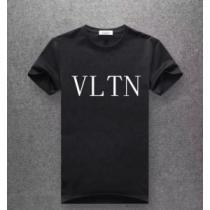 多色可選 2026夏色っぽさ おすすめ大人かわいい着こなし ヴァレンティノ VALENTINO Tシャツ/ティーシャツ