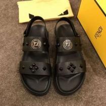 今期注目のブランドトレンド フェンディおしゃれな夏ファッション2026 FENDI  サンダル