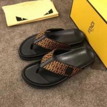 特に夏は人気アイテム フェンディ 2026春夏人気トレンドアイテム FENDI サンダル
