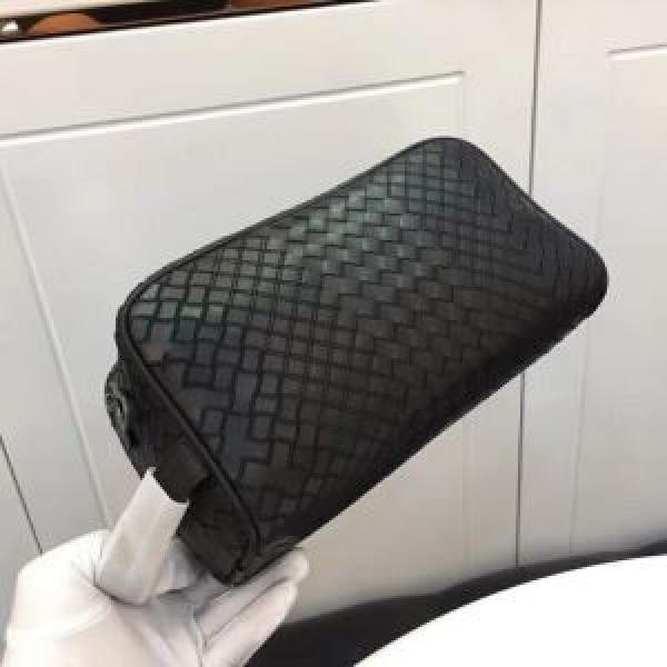 暑い今こそ活躍させたい！ 2026春夏トレンドアイテム ボッテガ ブランド BOTTEGA VENETA ポーチ.61.