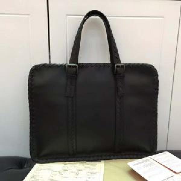 《2026年》今、注目のストリート ボッテガ ブランド BOTTEGA VENETA ビジネスバッグ お洒落トレンド人気.61.