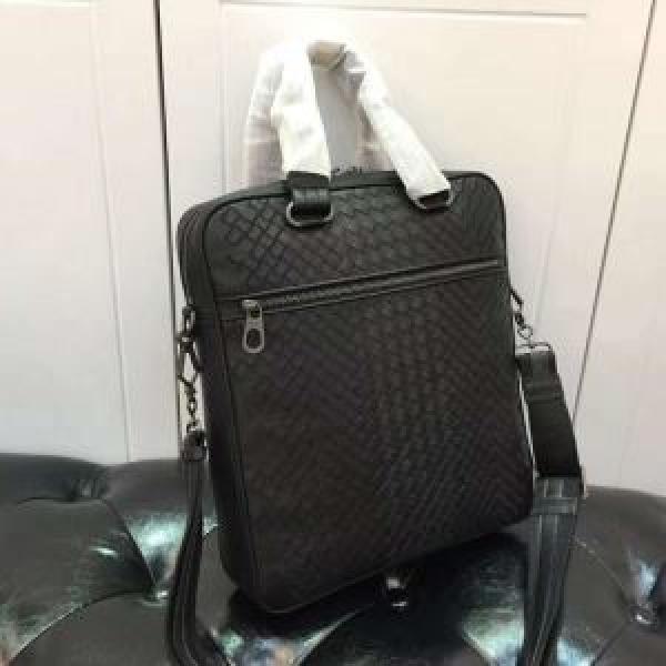 素敵なスタイルで夏の定番 春夏の流行り2026新品 ボッテガ ブランド BOTTEGA VENETA ビジネスバッグ.61.